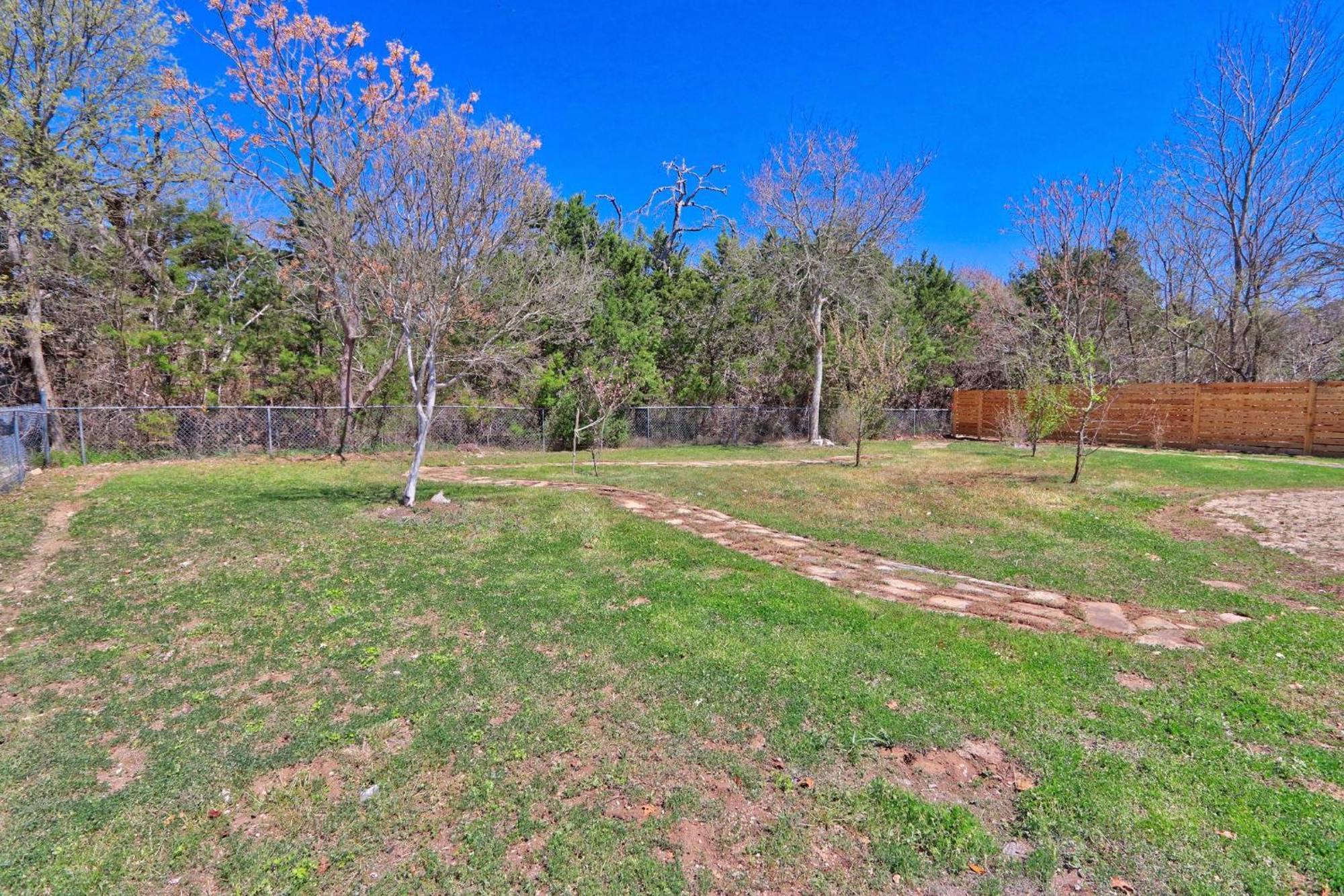 Pancho And Lefty'S - Place Wimberley Exterior foto