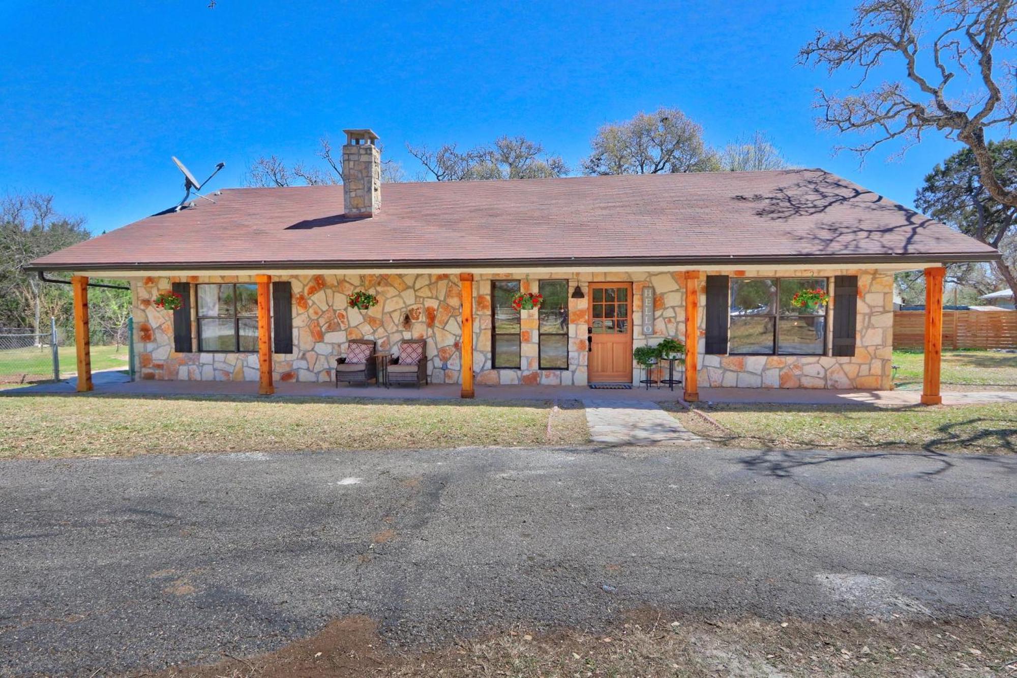 Pancho And Lefty'S - Place Wimberley Exterior foto